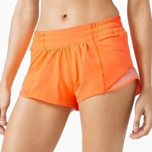 Lululemon Hotty Hot Shorts Low-Rise Lined 2.5"